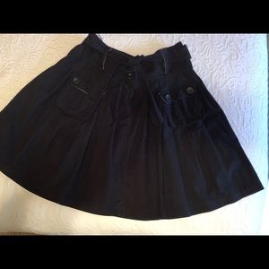 Cotton summer skirt tie waist with button front.